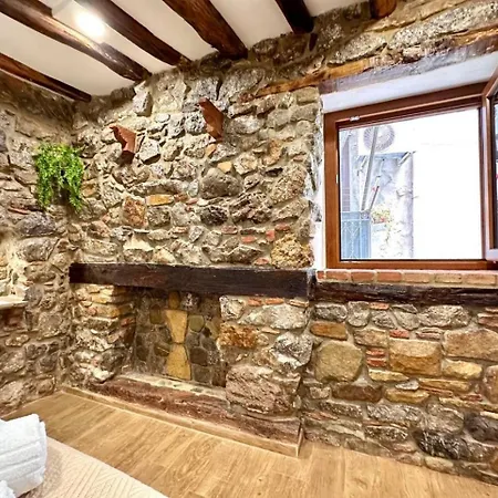 Stonehouse * تْشيفالو