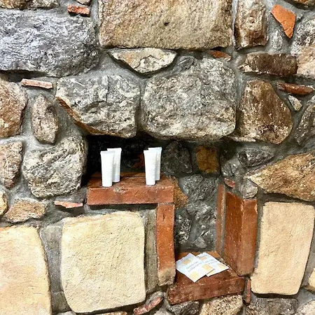 Stonehouse شقة *