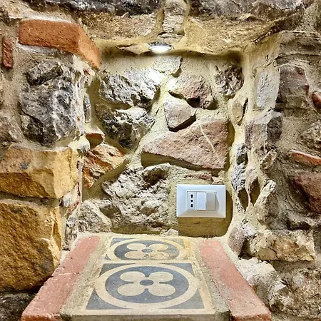 Stonehouse شقة *