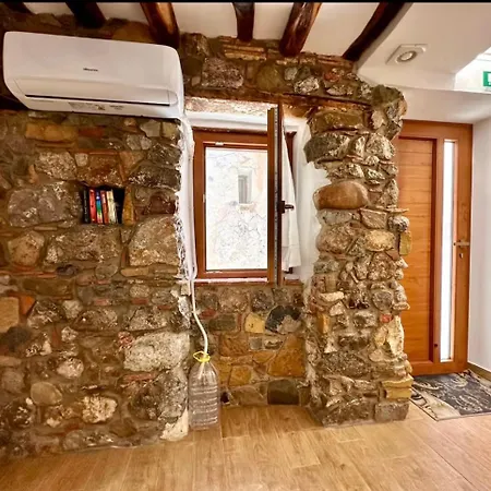 Stonehouse شقة تْشيفالو